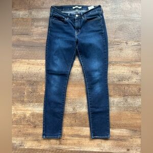 Women’s 711 skinny Levi’s jeans
